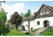 (c) Himmelkeller Himmelkeller