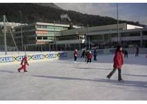 Kunsteislaufplatz am Sportplatz Hötting-West in Innsbruck