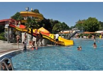 Freibad Leopoldskron "Lepi", copyright: Stadtgemeinde Salzburg, J. Killer Freibad Leopoldskron "Lepi"