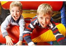 Lollipop Club (c) Q19 Shopping Center GmbH Club Lollipop im Q19 Einkaufsquartier Döbling