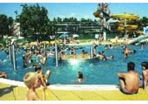 Naturbad (c) AVB Amstettner Veranstaltungsbetriebe Naturbad Amstetten