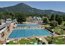 Freibad im Volksgarten Salzburg, copyright: Stadtgemeinde Salzburg, J.Killer Salzburg Freibad Volksgarten