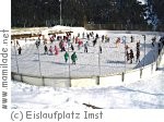 Eislaufen am Eislaufplatz in Imst