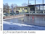 Eislaufplatz im Freizeitzentrum Axams Eislaufplatz im Freizeitzentrum Axams