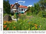 Kräuterpfarrer-Weidinger-Zentrum in Karlstein/Thaya Kräuterpfarrer-Weidinger-Zentrum in Karlstein/Thaya