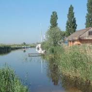 Copyright: http://www.weinpanorama.at Waldbründllehrpfad in Purbach am See