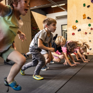 (c) LittleWall Bouldering littlewall bouldern kinder mamilade ausflugstipps