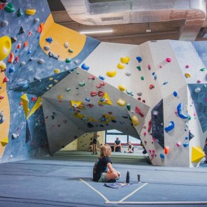 (c) boulderbar boulderbar wienerberg ausflugstipp mamilade, kletterhalle wienerberg