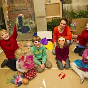 Theater in der Josefstadt - kostenlose Kinderbetreuung bei ausgewählten Nachmittagsvorstellungen