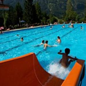 Freibad im Alpenbad Unken, copyright: Gemeinde Unken Freibad im Alpenbad Unken