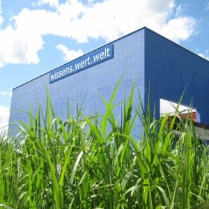 Klagenfurt blue cube ausflugstipp mamilade