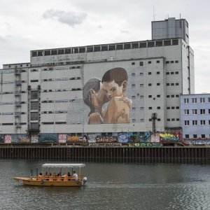 Mural Harbor in Linz