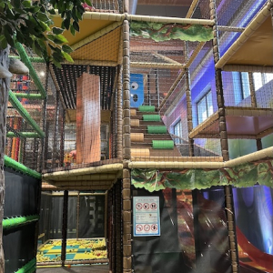 Ikuna naturresort natternbach indoorspielplatz kids world mamilade ausflugstipps