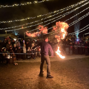 Ikuna naturresort natternbach zauberhafte lichterwelt feuershow mamilade ausflugstipps
