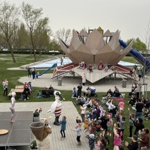 (c) Mamilade podoplay veranstaltungen seerose podersdorf am see mamilade ausflugstipps