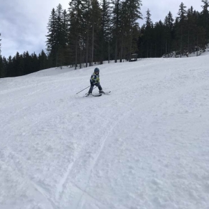 (c) Mamilade Mami Check Riesneralm