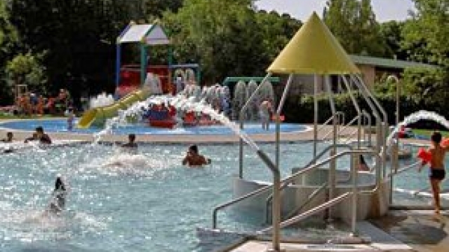 (c) Wiener Bäder MA44 familienbad strebersdorf ausflugstipp mamilade