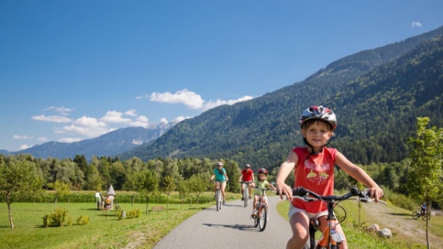 (c) Kärntner Tourismus karnischer radwanderweg r3 familien ausflugstipp mamilade