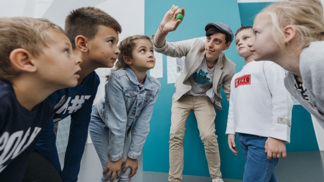 Kindergeburtstag im Museum der Illusionen
