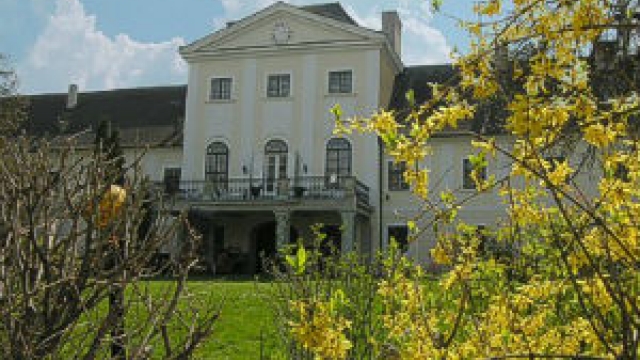 (c) Schloss Potzneusiedl schloss potzneusiedl ausflugstipp mamilade