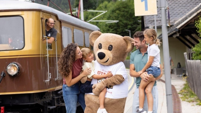 Ötscherbär-Famiienzug Mariazellerbahn