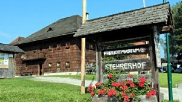 (c) Stehrerhof Neukirchen Vöckla Stehrerhof